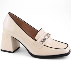 Scarpe da donna in vernice con tacco decorativo, beige Potocki 12322
