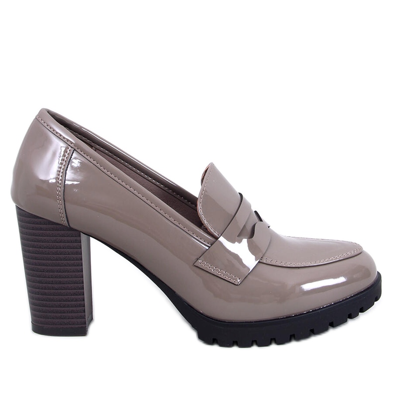 Mocassini con tacco in vernice Jeffis Khaki beige