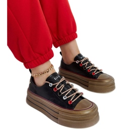 Sneakers nere sulla piattaforma GOE NN2N4053 nero