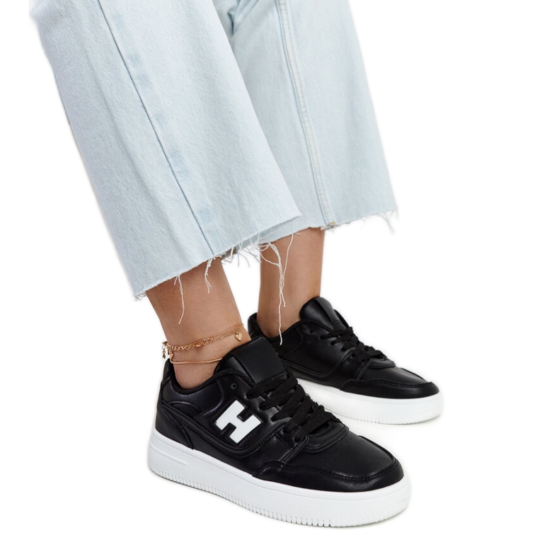 Sneakers nere su piattaforma Mentha bianca nero