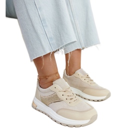 Scarpe da ginnastica beige sulla piattaforma Lubna