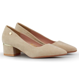 Décolleté beige con tacco basso