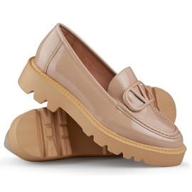 Mocassini da donna in vernice beige