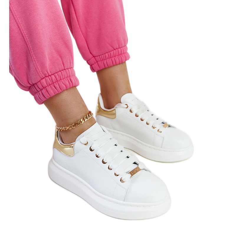 Sneakers bianche sulla piattaforma GOE LL2N4011 bianca