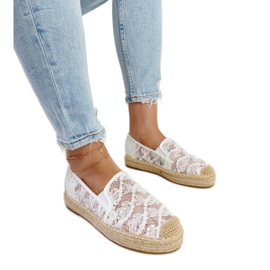 Espadrillas con plateau in pizzo bianco di Sonali