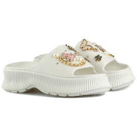 Infradito da donna in gomma bianca con decorazioni