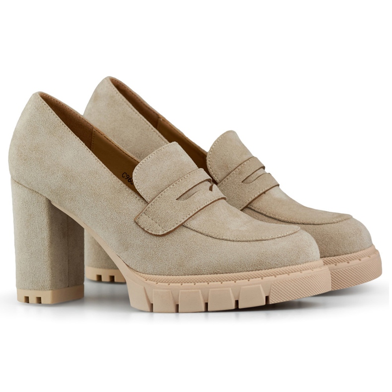 Mocassini beige con tacco alto