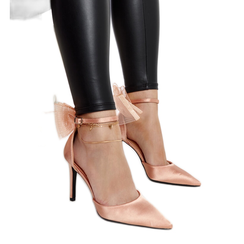 Scarpe con tacco rosa chiaro con fiocco di Ilaysa KeeShoes