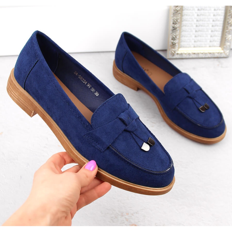 Scarpe basse da donna Vinceza in camoscio blu