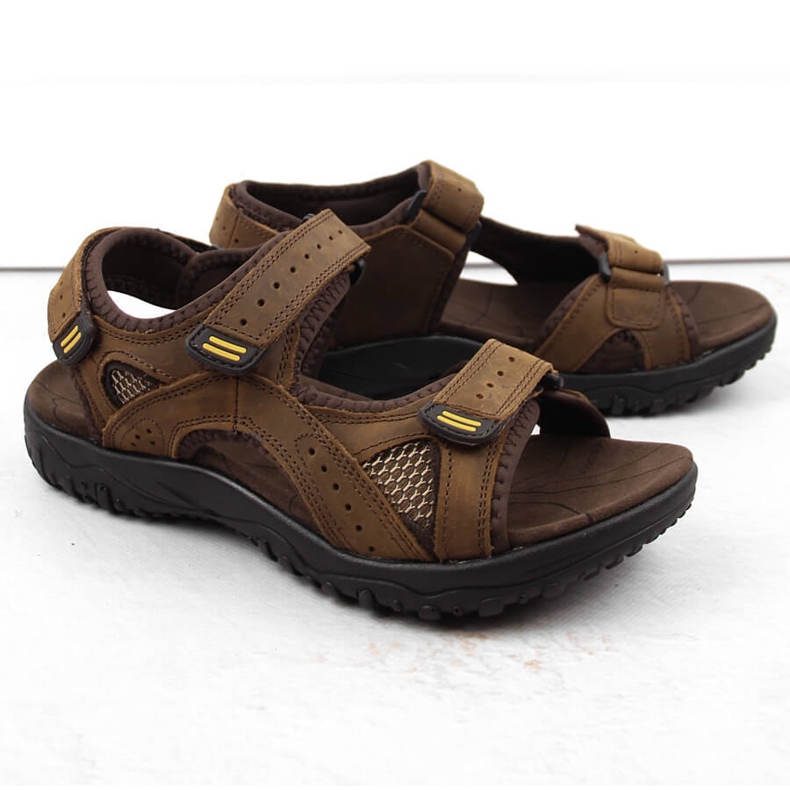 Sandali da uomo in pelle scamosciata con velcro, marrone McKeylor 87975