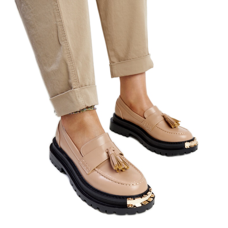 Mocassini massicci beige con inserti dorati di Tuga