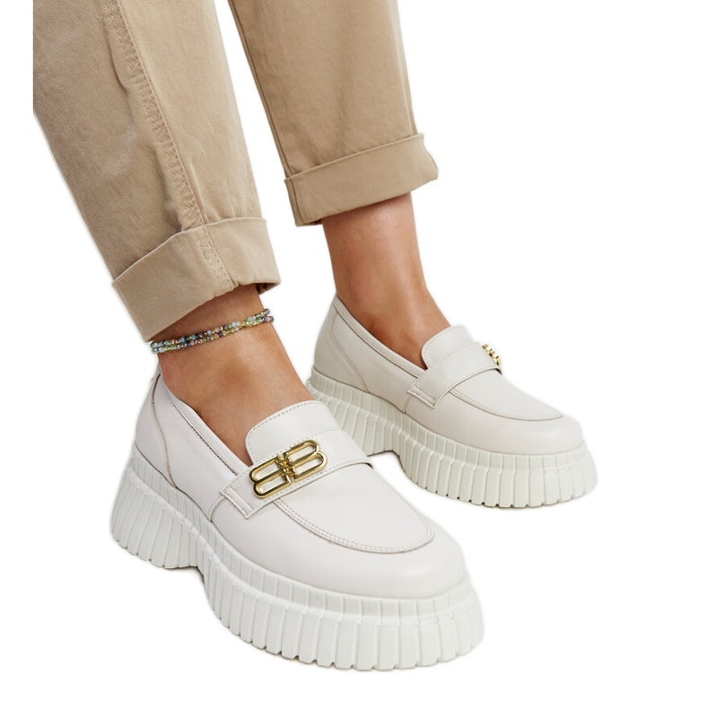 Scarpe in pelle beige chiaro, mocassini Karino