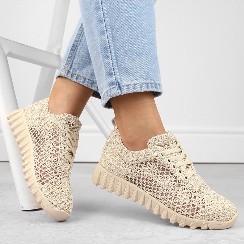 Scarpe sportive da donna in pizzo beige T.Sokolski 1982