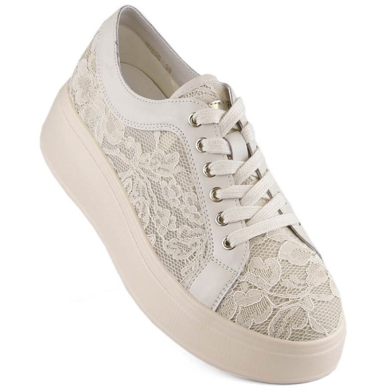 Scarpe da donna sulla piattaforma S.Barski W OLI246B, beige