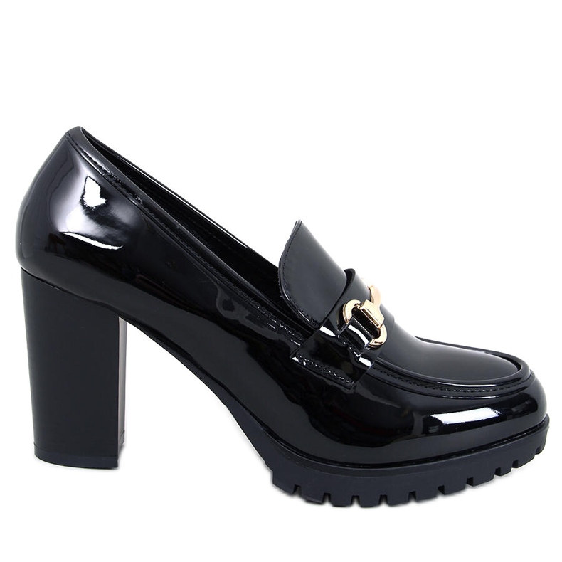 Mocassini con tacco in vernice nera Hyett nero