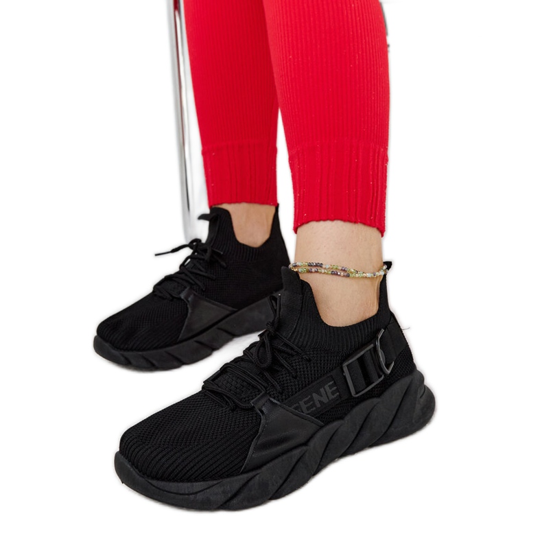 Sneaker sportive Faruz leggere di colore nero