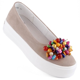 Scarpe da donna in pelle scamosciata con plateau e perline, beige Filippo DP6024