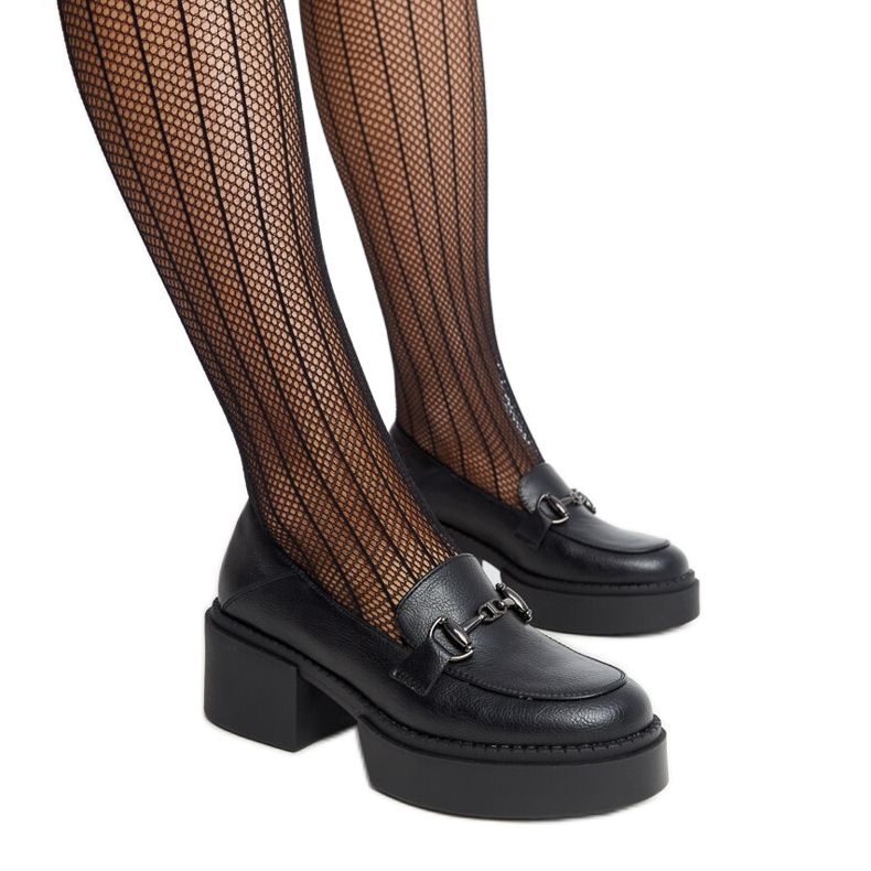 Scarpe col tacco in ecopelle nera di Vinceza nero