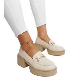 Scarpe con tacco in ecopelle beige di Vinceza