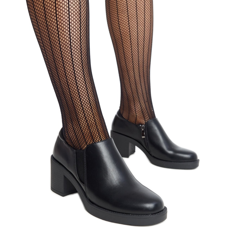 Scarpe nere con tacco Lavia nero