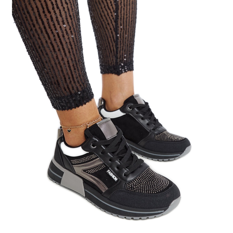 Sneakers nere con plateau e strass Mauli nero