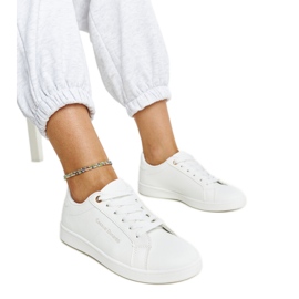 Sneakers bianche in ecopelle di Furat bianca