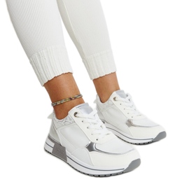 Sneakers bianche sulla piattaforma Kerttu bianco