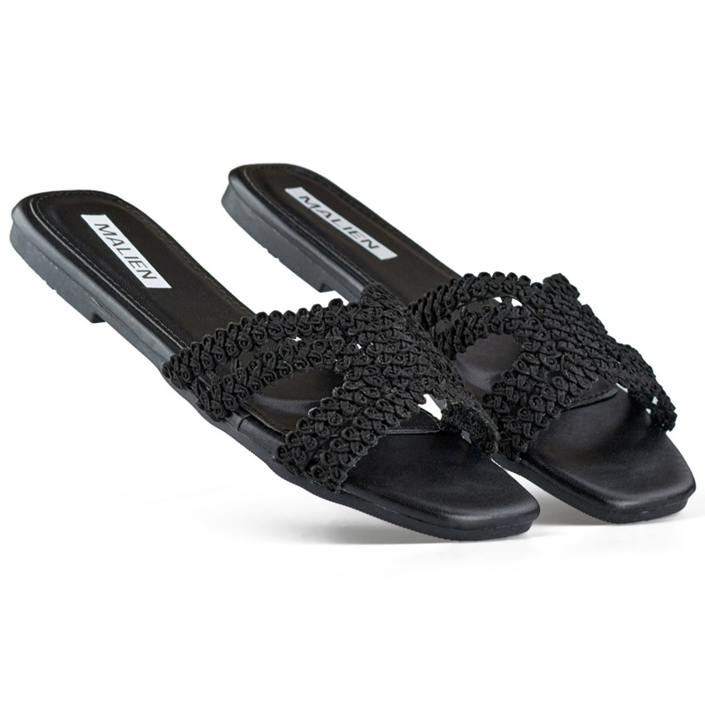 Infradito da donna in pizzo nero con suola piatta
