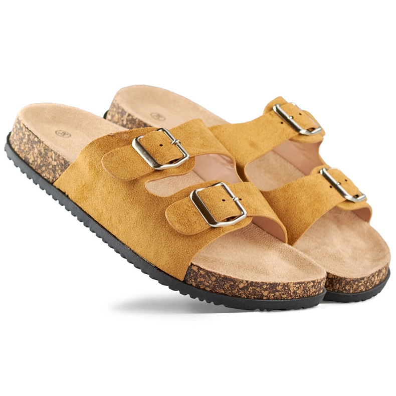 Ciabatte da donna color caramello con due fibbie marrone