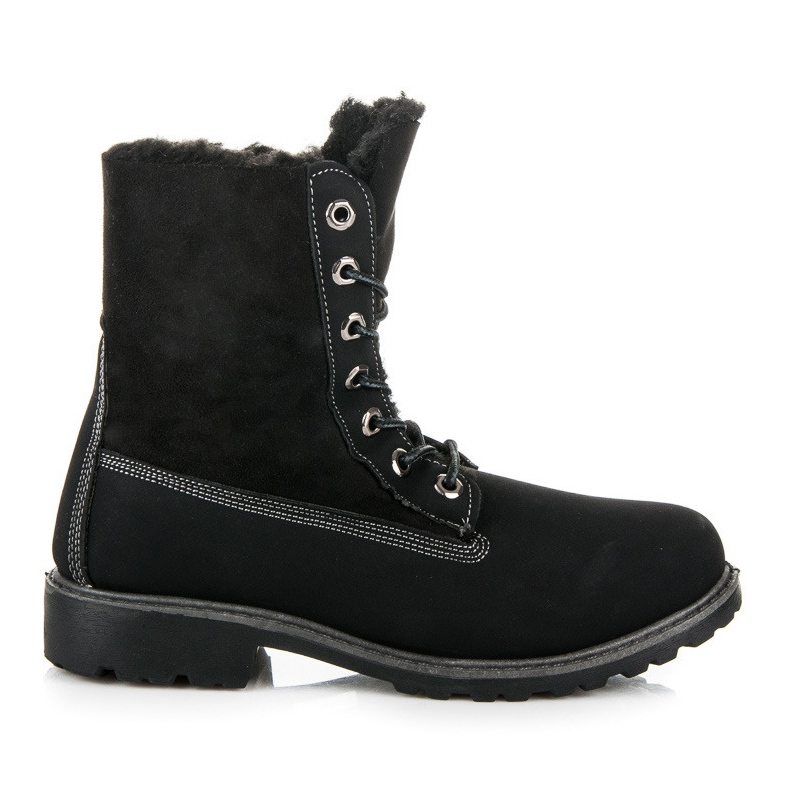 Trapper alla moda con pelle di pecora nero