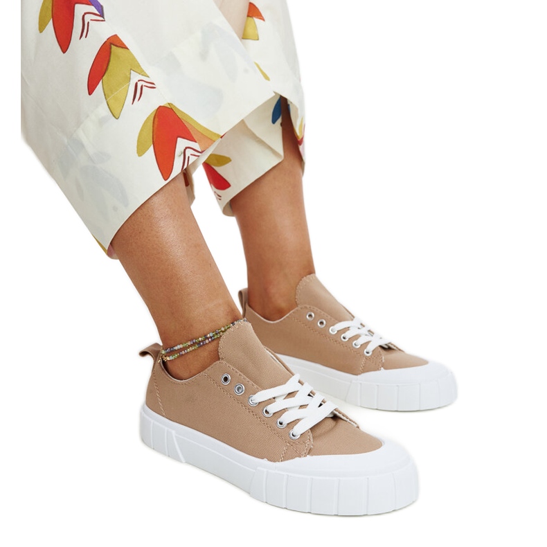 Sneakers in tessuto marrone di Eduard