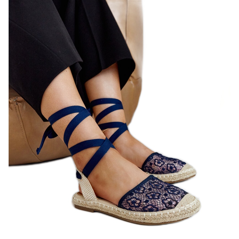 Espadrillas in pizzo blu navy con tacco aperto di Teha