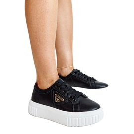 Scarpe in pelle nera con fibbia decorativa nero