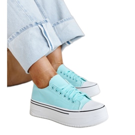 Sneakers Bahira color menta con suola spessa blu