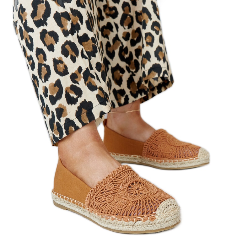 Espadrillas marroni con ricamo Kalba marrone