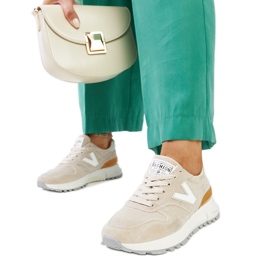 Sneakers beige con suola Olonio più spessa