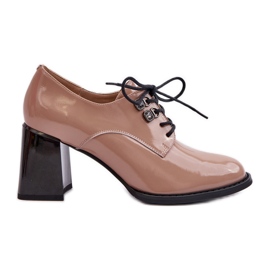 Vinceza Scarpe con tacco alto in vernice da donna Nelione beige