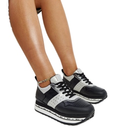 Sneakers nere con suola alta di Askalua nero