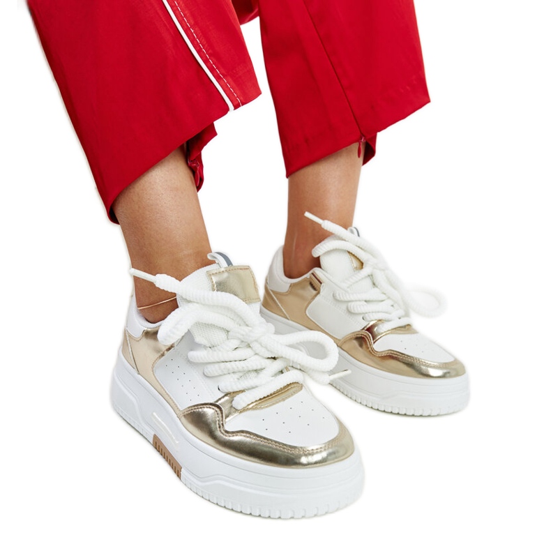 Sneakers alte bianche e dorate con plateau di Farkas bianca