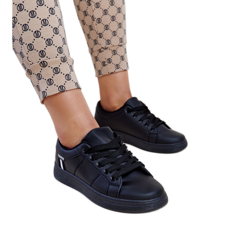 Sneakers in ecopelle nera di Devona nero
