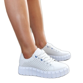 Sneaker bianche con massiccia suola Nesibe bianco
