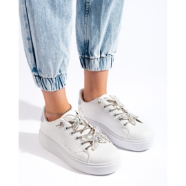 Scarpe sportive bianche con farfalle bianco