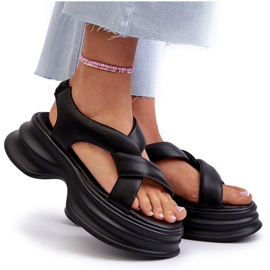 Sandali in pelle da donna con suola spessa Neri GOE NN2N4106 nero