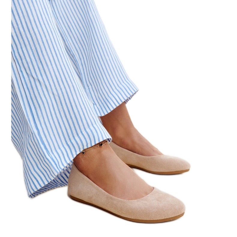 Ballerine beige realizzate in eco suede Jala