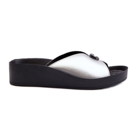 Infradito da donna in pelle con decorazione argento S.Barski KV27-027