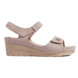 Sandali con zeppa in camoscio beige marrone