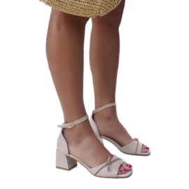 Sandali con tacco alto e sottopiede in pelle Asila beige