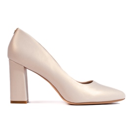 Décolleté color crema con tacco grosso di Sergio Leone beige