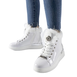 Sneakers bianche in vernice con pelliccia di Fiemme bianco