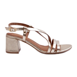 Sandali in pelle con tacco basso Maciejka 06653-25 Oro d'oro